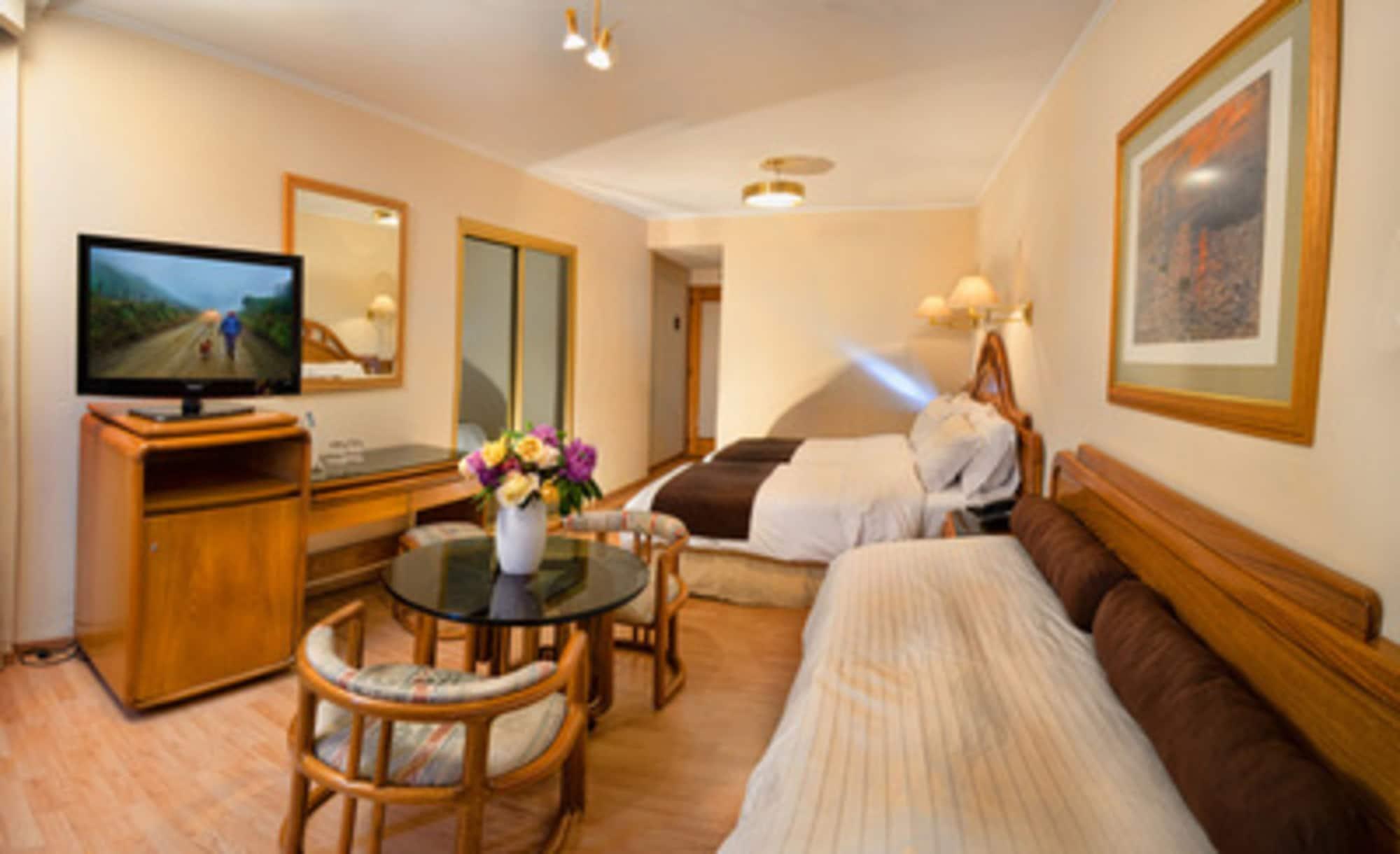 Hotel Cristal San Carlos de Bariloche Bagian luar foto